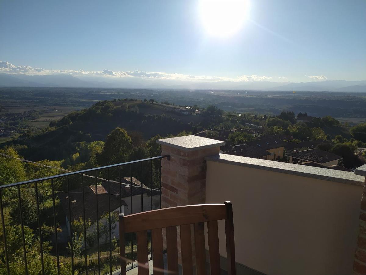 Casa Mantel Holiday Home Panoramic View In Langhe Novello Eksteriør bilde