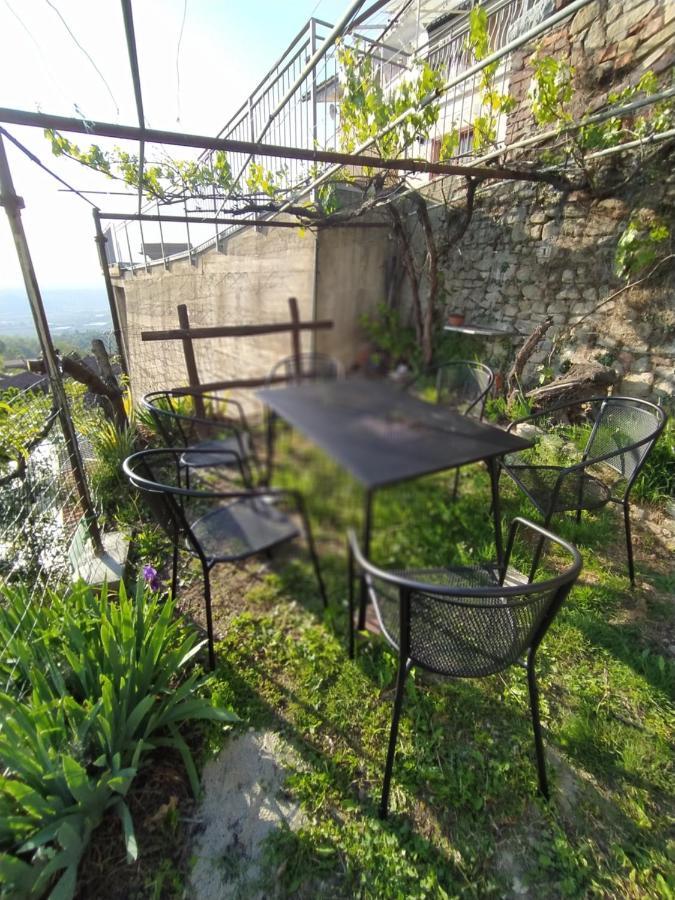 Casa Mantel Holiday Home Panoramic View In Langhe Novello Eksteriør bilde